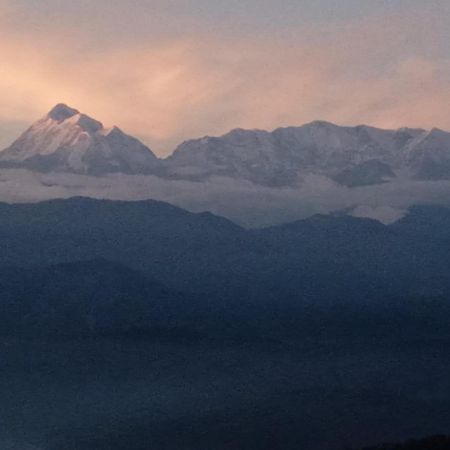 Golden Himalaya Homestay Kausani Exterior photo